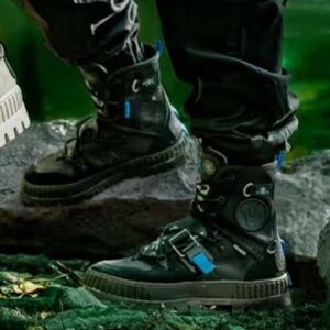 NIB – Palladium x Destiny Pallashock Witch Queen Boots – Unisex – Black